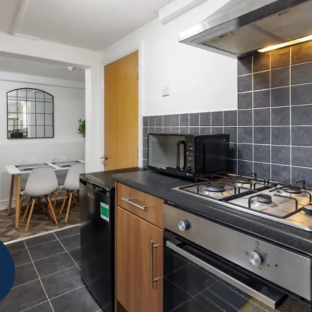 Flatzy - Modern Apartment Close To Football Stadiums Liverpool Exterior photo
